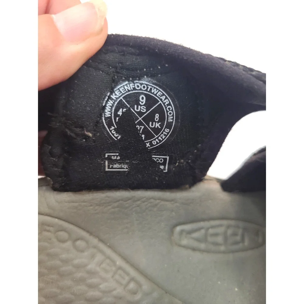 Keen Newport H2 Water Sandals Closed Toe Fisherman Sandals Athletic Black Men 9